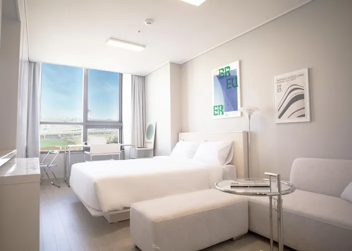 Uh Flat The Songdo
