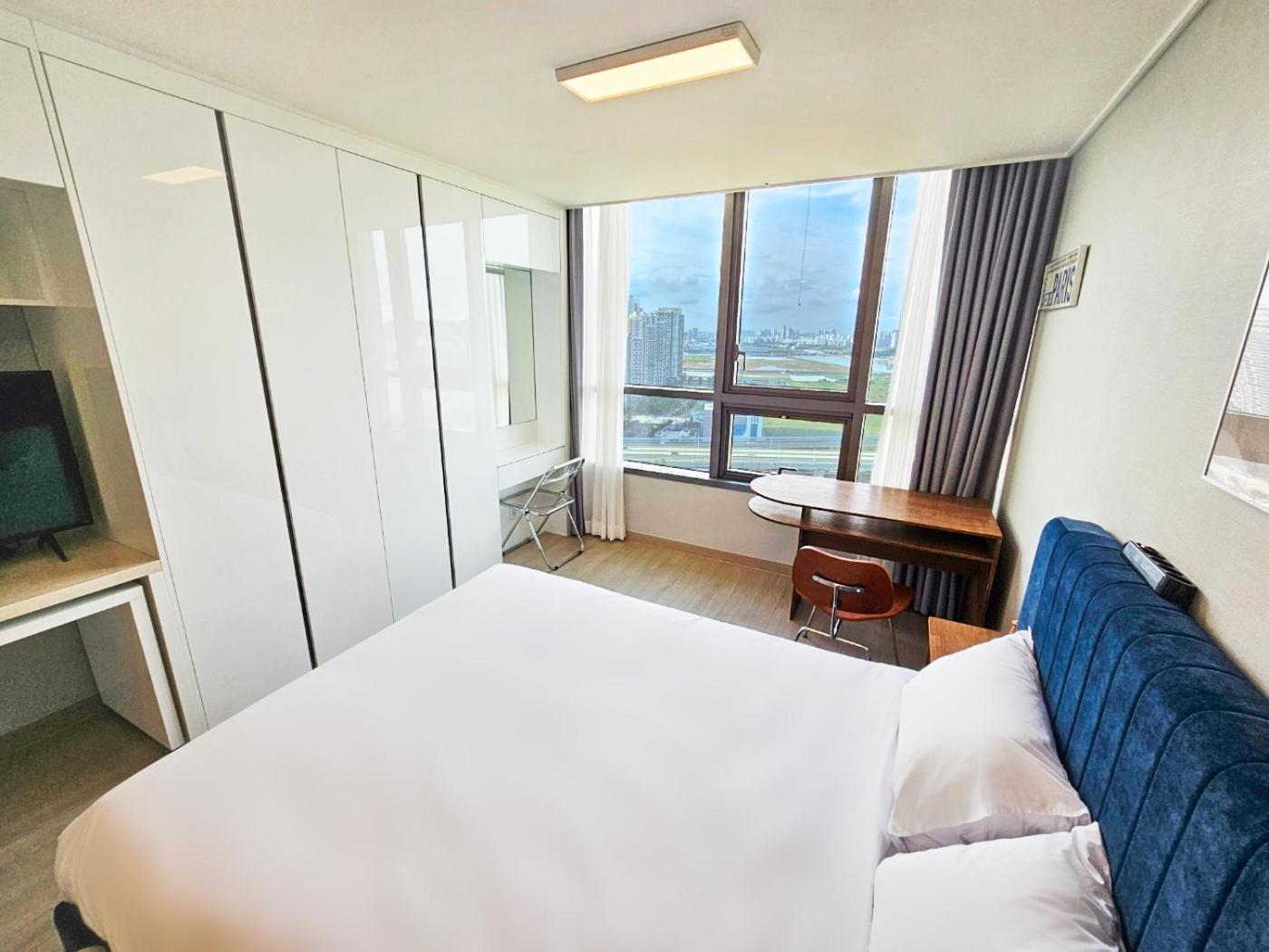 Uh Flat The Songdo * 仁川